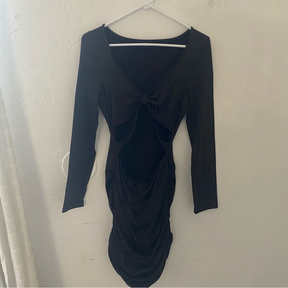 black cutout dress from amazon 

#euphoria #black #cutout #littleblackdress #lbd